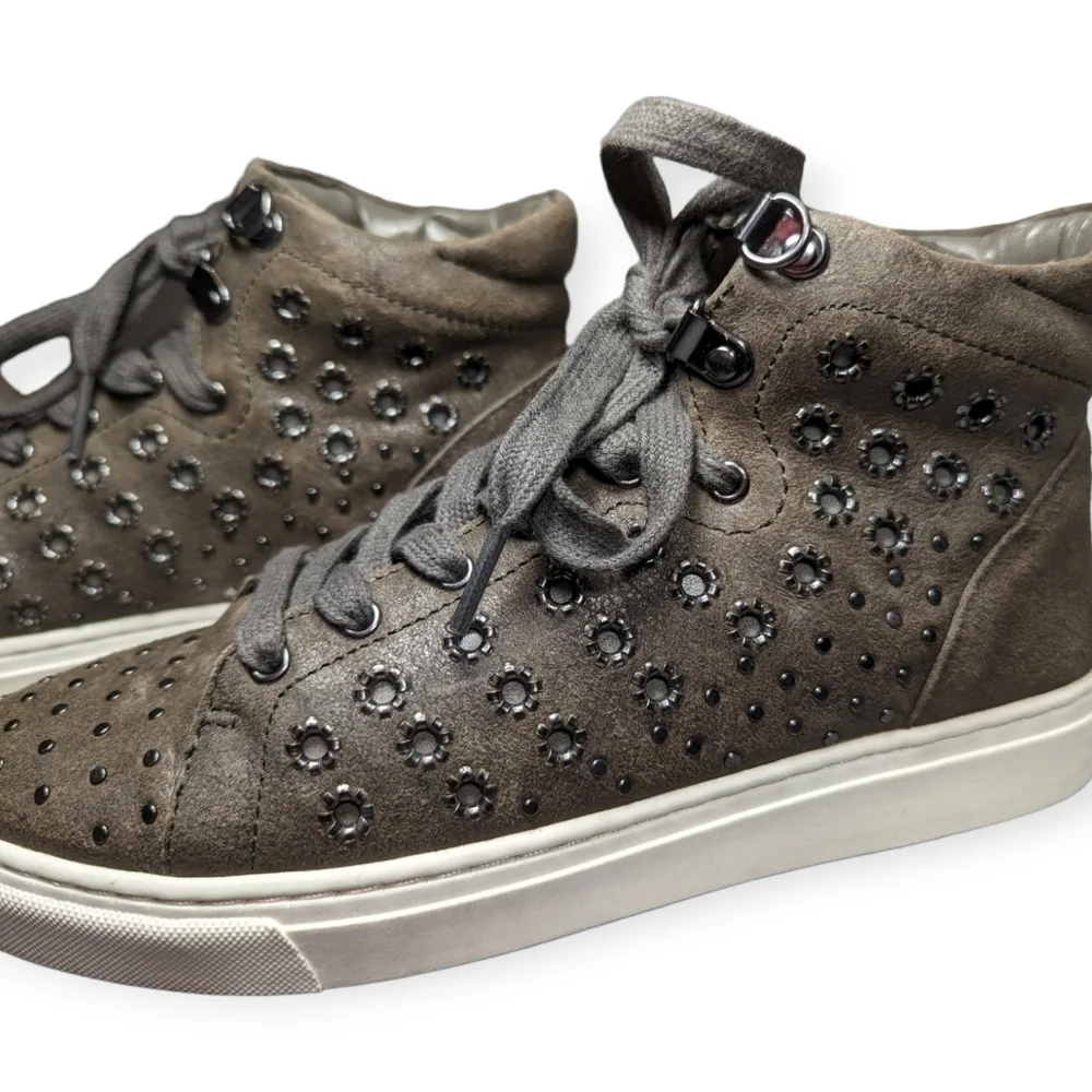 Vince Camuto don accept